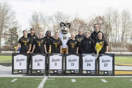 Huskies soccer ties with Parkside on Senior Day